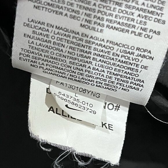 Nike YL (11-13) Kids Black Puffer Coat - Picture 6 of 16